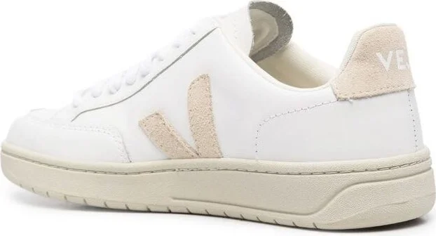 Sneakers - Image 2