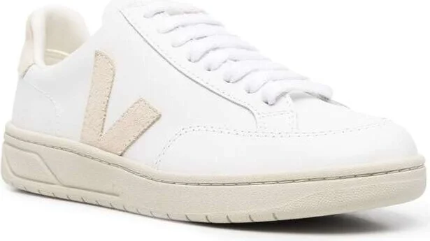 Sneakers - Image 4