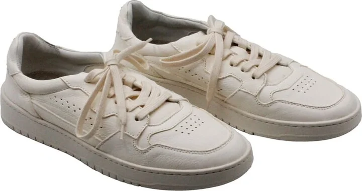 Sneakers - Image 2