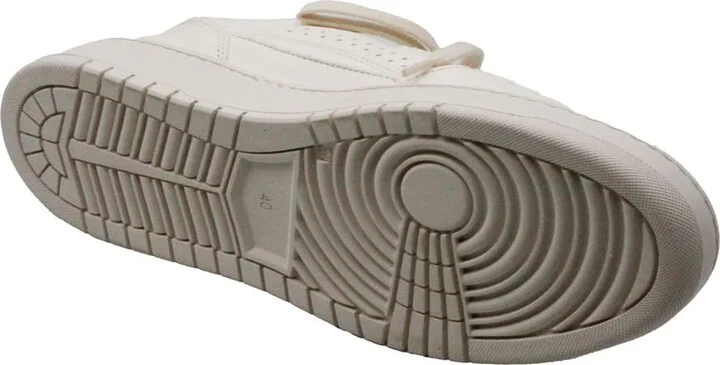 Sneakers - Image 4