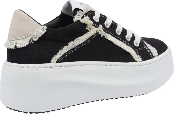 Sneakers - Image 3