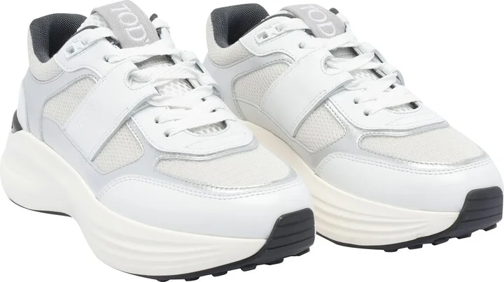 Sneakers - Image 2