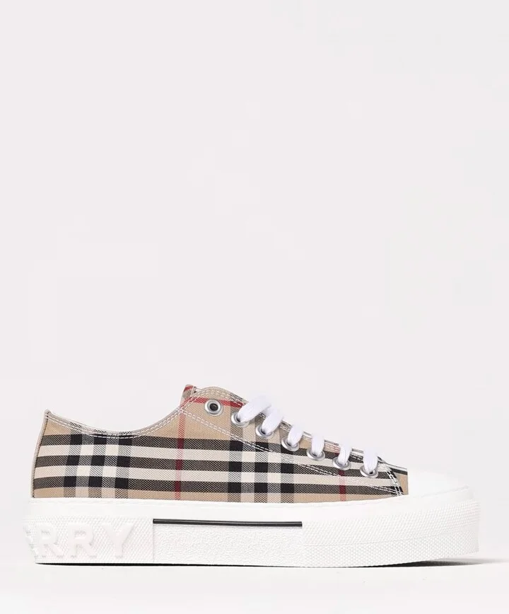 Sneakers BURBERRY Men color Beige