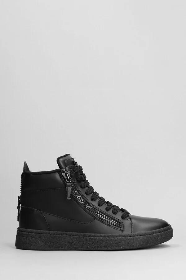Sneakers In Black Leather