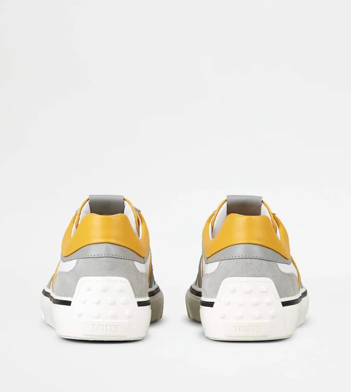 Sneakers in Leather - Image 2