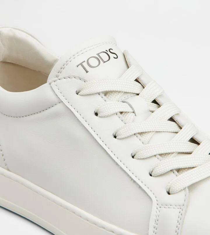 Sneakers in Leather - Image 5