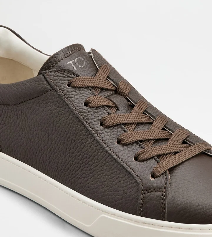 Sneakers in Leather - Image 5