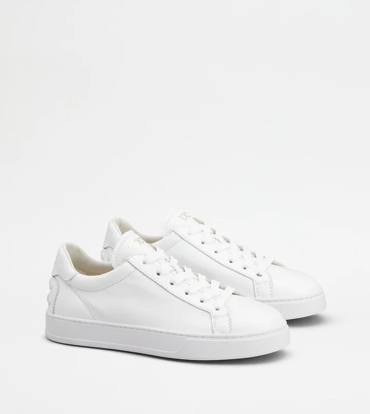 Sneakers in Leather - Image 2