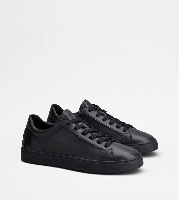 Sneakers in Leather - Image 2