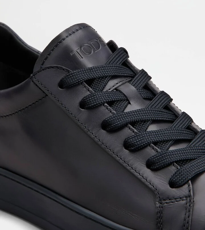 Sneakers in Leather - Image 5