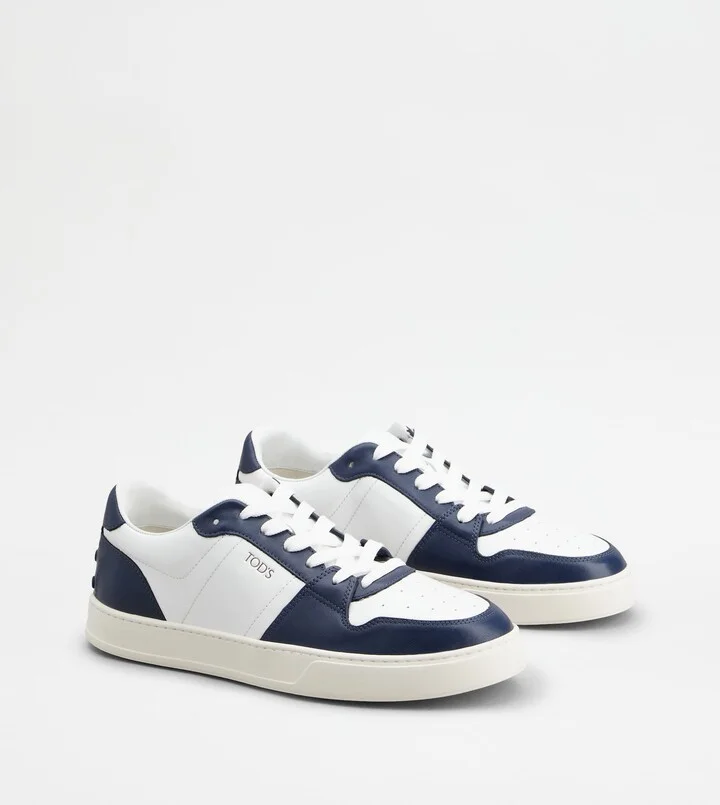 Sneakers in Leather - Image 2
