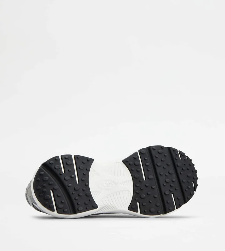 Sneakers in Leather and Technical Fabric - Image 4