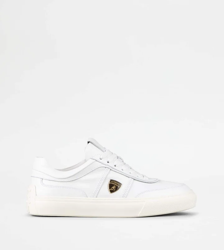 Sneakers in Leather