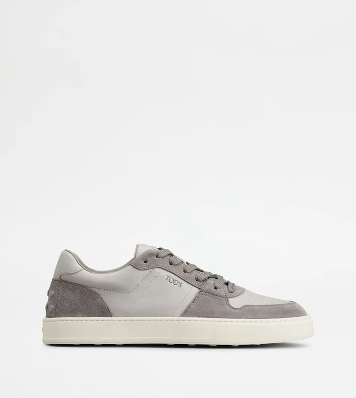 Sneakers in Leather