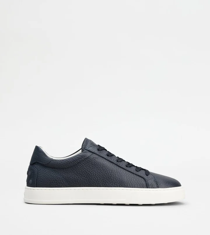 Sneakers in Leather