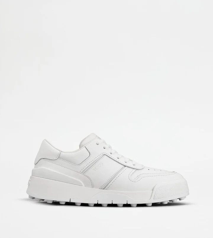 Sneakers in Leather
