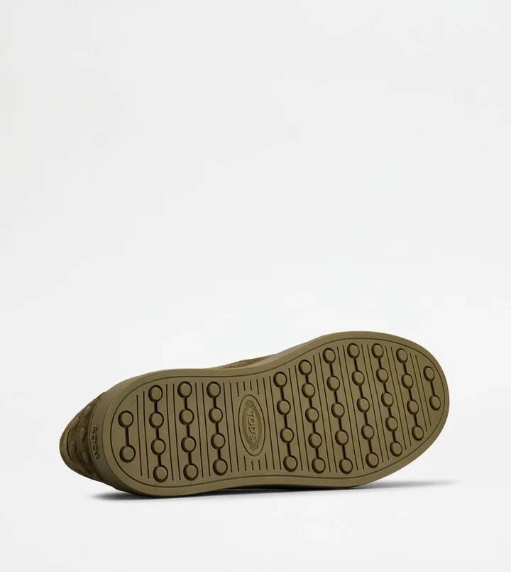 Sneakers in Suede - Image 4