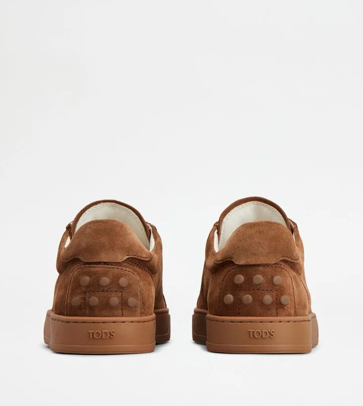 Sneakers in Suede - Image 3