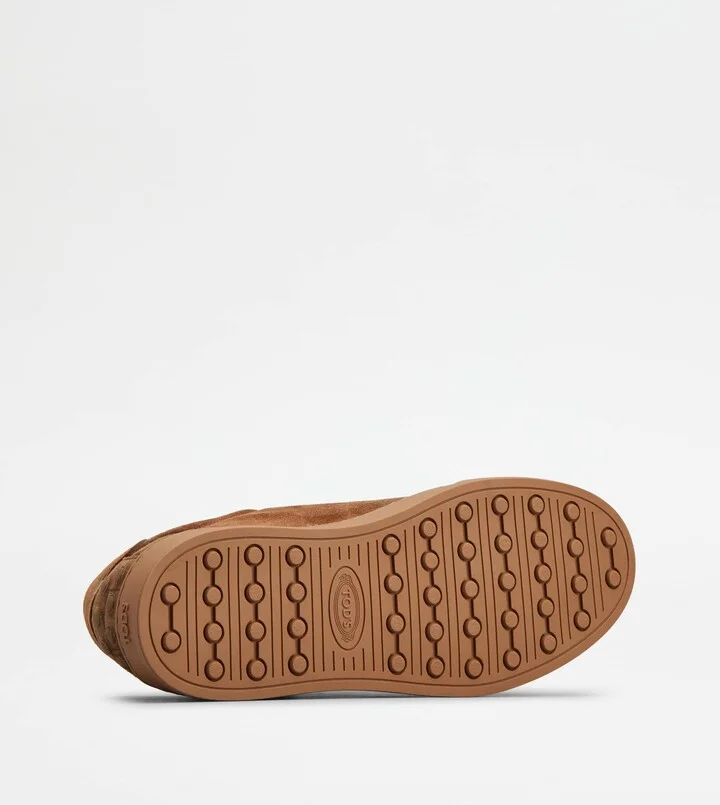 Sneakers in Suede - Image 4