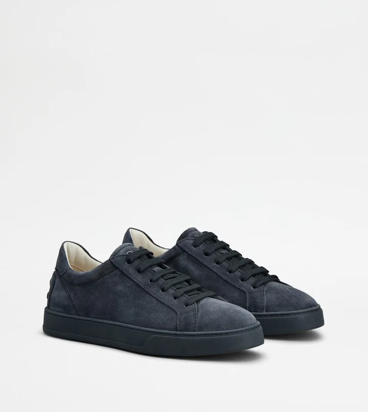 Sneakers in Suede - Image 2