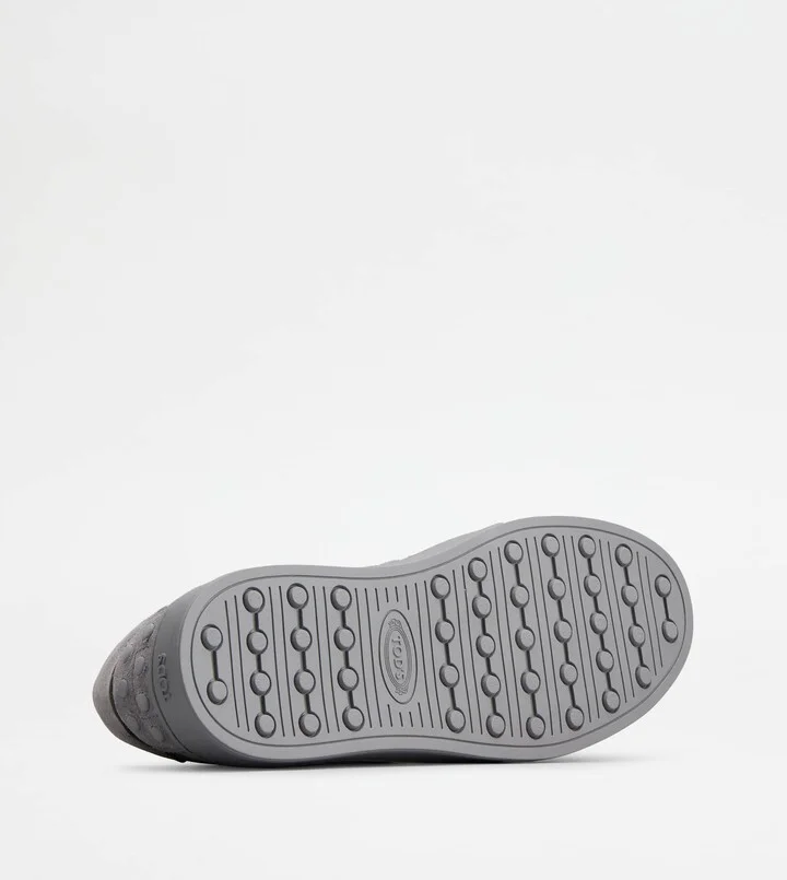 Sneakers in Suede - Image 4