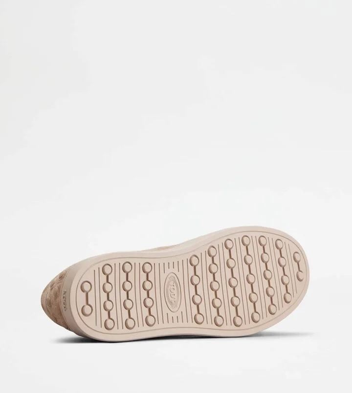 Sneakers in Suede - Image 4