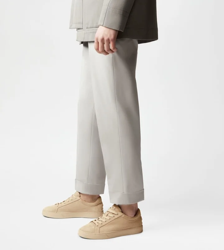 Sneakers in Suede - Image 6