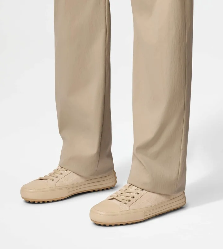 Sneakers in Suede - Image 7
