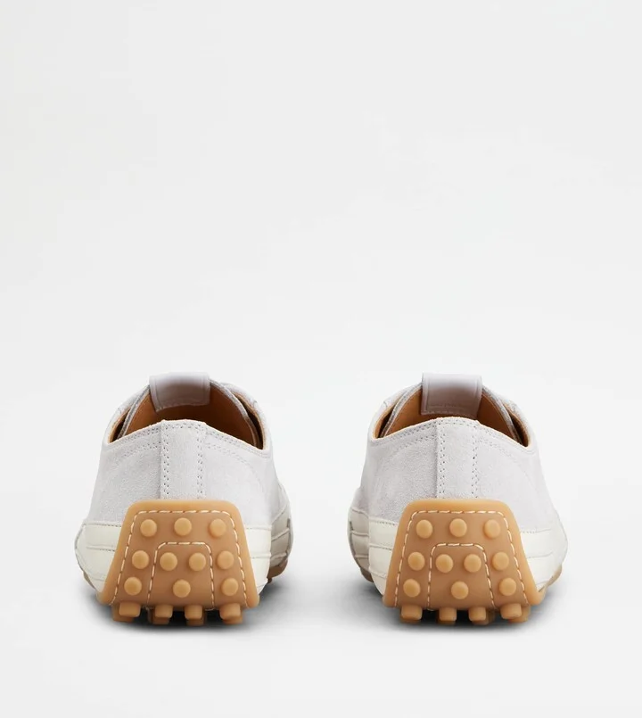 Sneakers in Suede - Image 3