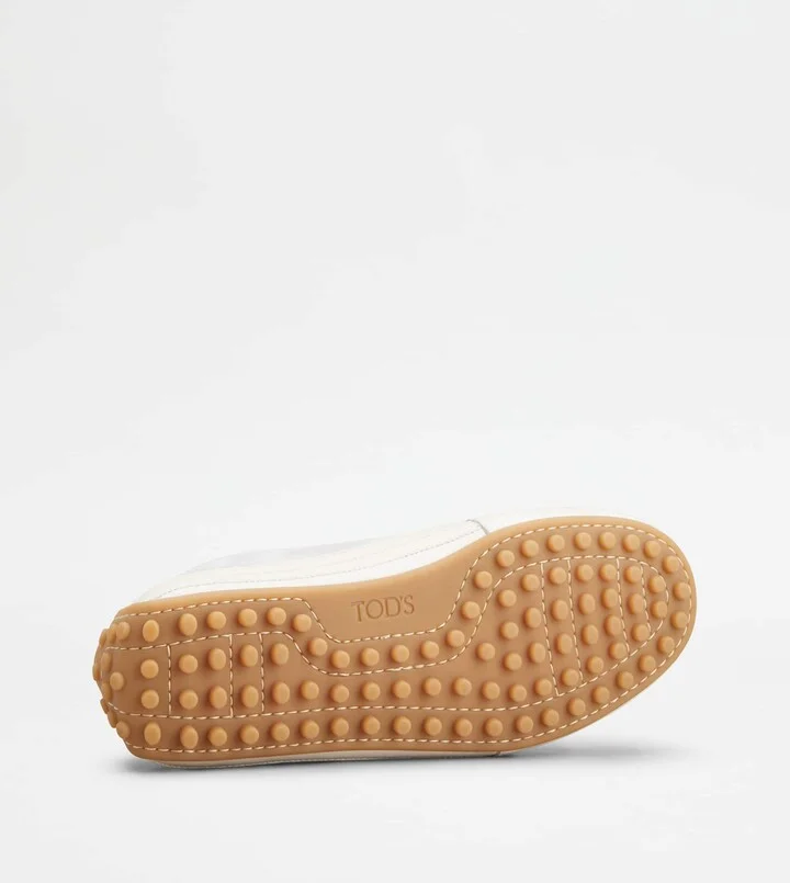 Sneakers in Suede - Image 4
