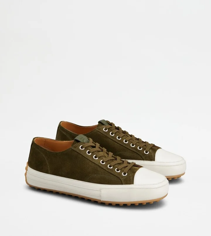 Sneakers in Suede - Image 2