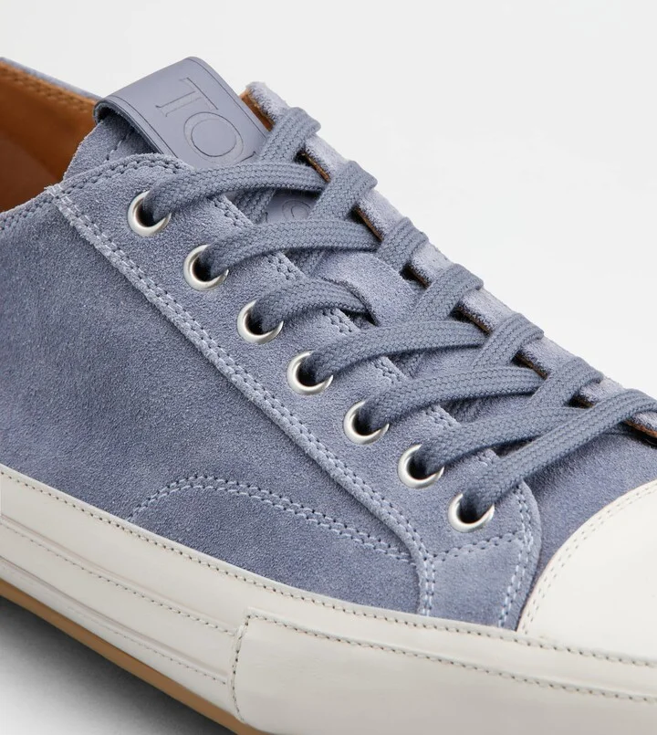 Sneakers in Suede - Image 6