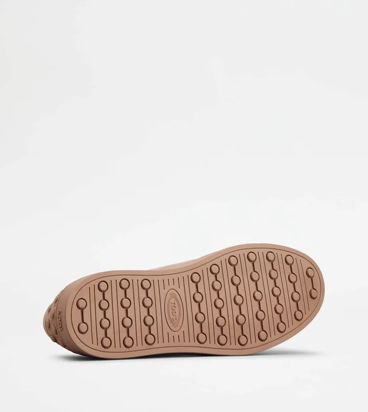 Sneakers in Suede - Image 4