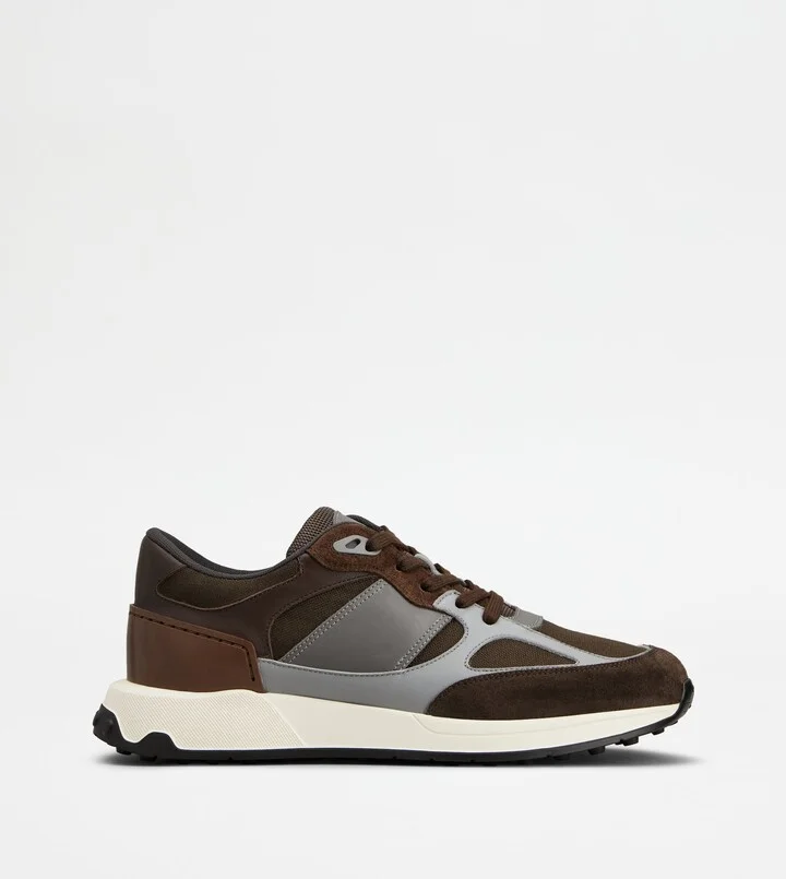 Sneakers in Suede and Smooth Leather