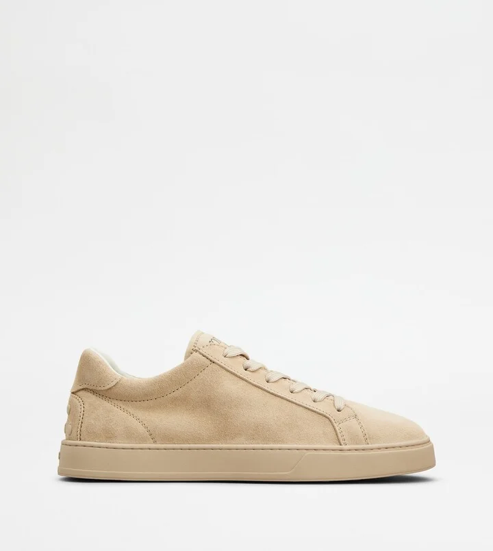 Sneakers in Suede