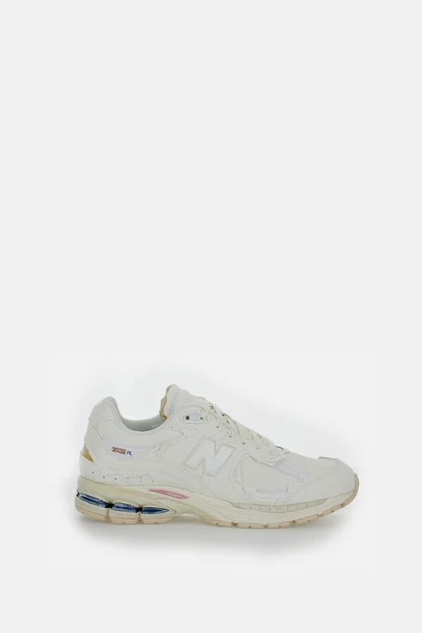 Sneakers M2002 Protected