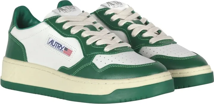 Sneakers Medalist - Image 2