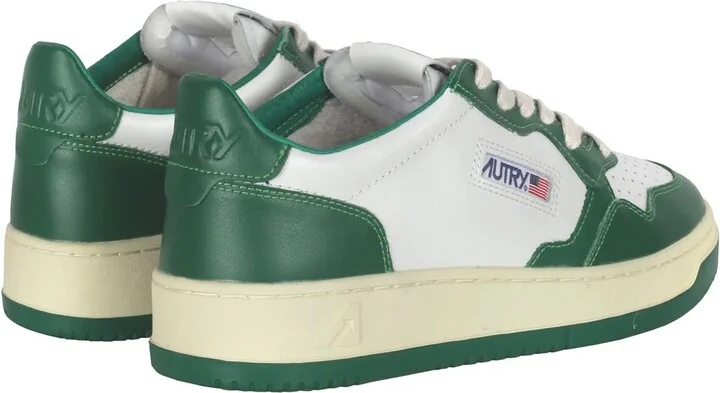 Sneakers Medalist - Image 3