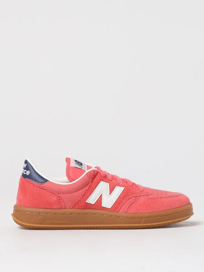Sneakers NEW BALANCE Woman color Red