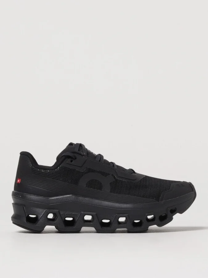 Sneakers ON RUNNING Woman color Black