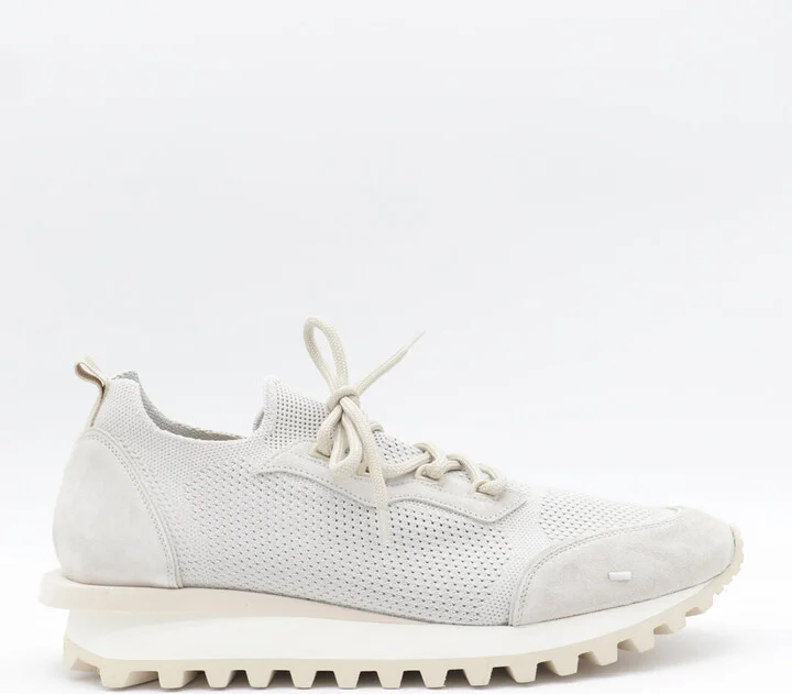 Sneakers Sand
