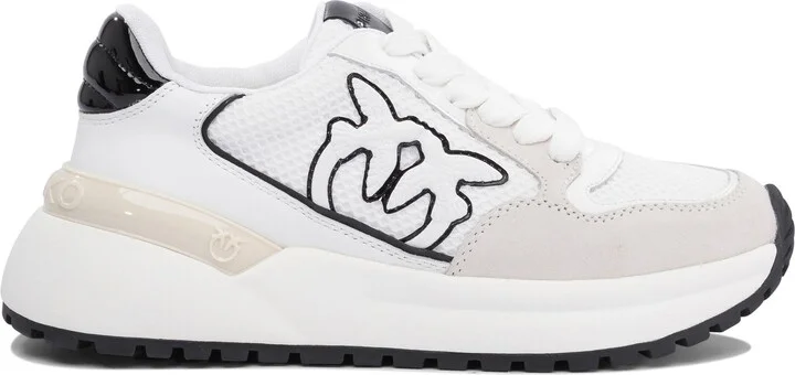 Sneakers & Slip-On