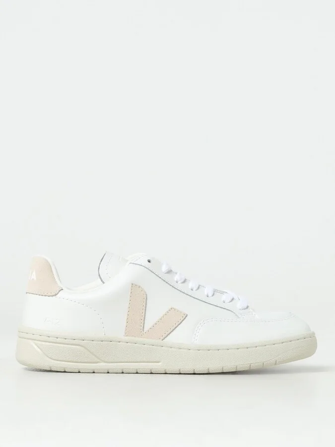 Sneakers VEJA Woman color White