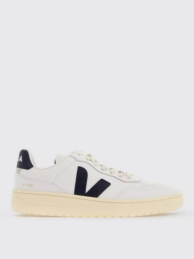 Sneakers VEJA Woman color White