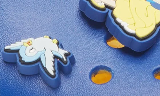 Snow White Clogs - Image 7