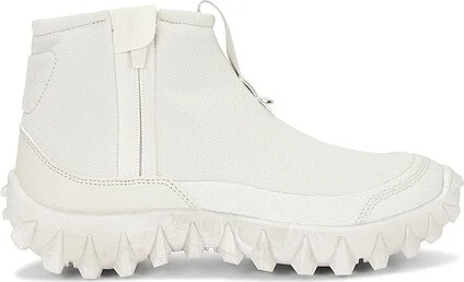 Snowclog Mid Sneaker
