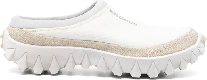 Snowclog sneakers