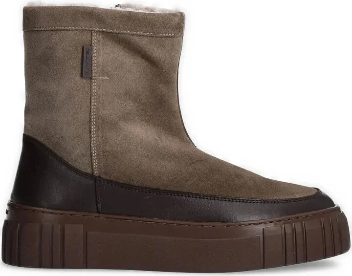 Snowmont boots