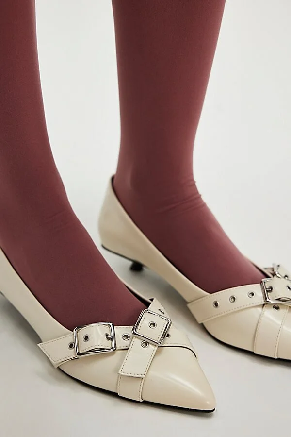 So 90s Kitten Heels - Image 2