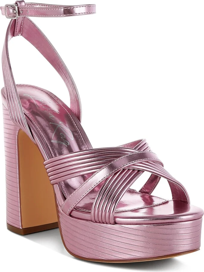 Socialiate Platform Sandal
